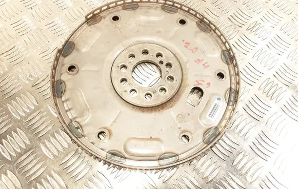 Volvo S90, V90 Flywheel 31437546