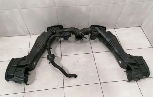 Porsche Cayman 982 Intake resonator 98111002401