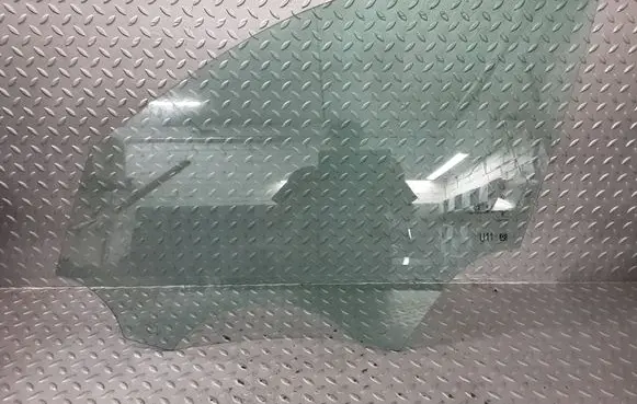 BMW X1 U11 Front door window glass four-door 51339879325 9879325