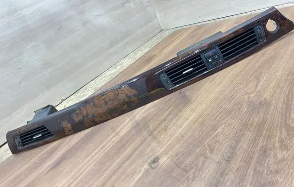 BMW 3 E90 E91 Panel trim 7132852