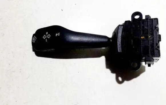 BMW 3 E46 Indicator stalk 8363668m 01104010