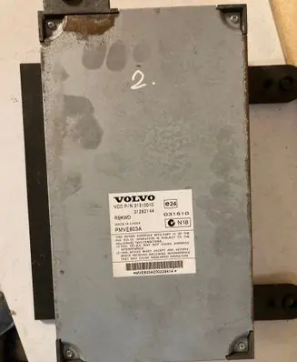 Volvo XC70 Sound amplifier 31310010 31282144