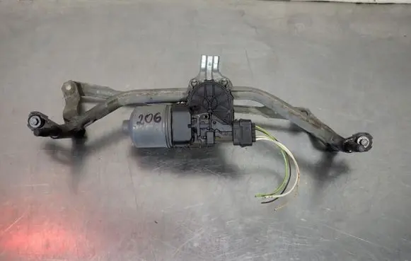 Peugeot 207 Front wiper linkage 
