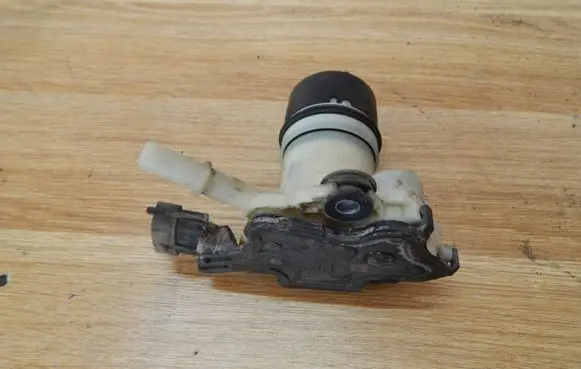 Renault Master III Adblue pump F01C250158 1160930222553 F01C070013