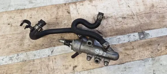Opel Vectra C Fuel pressure regulator 55168200A501
