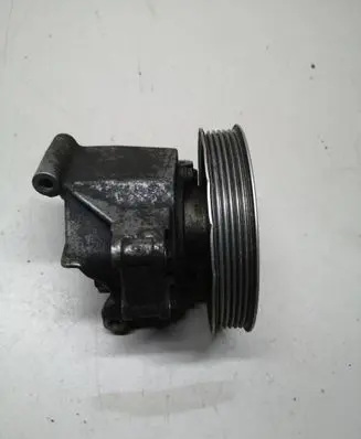 Audi A6 S6 C6 4F Power steering pump mounting bracket 06F145393B 06E145393B