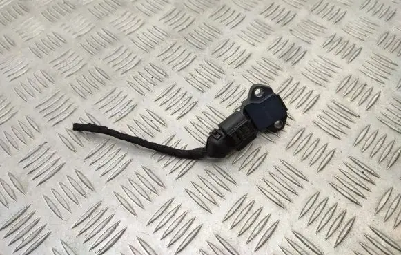 Volkswagen Golf VIII Air pressure sensor 04C906051