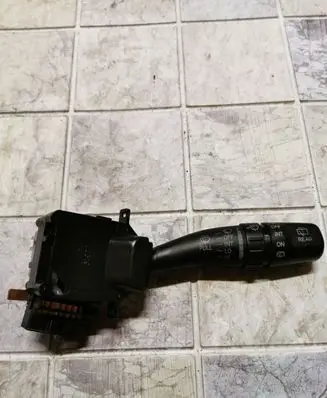 Hyundai Santa Fe Wiper control stalk 0319LHD