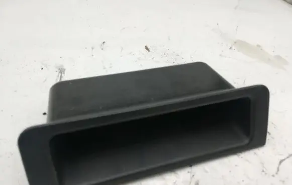 BMW 5 E39 Ashtray (front) 5116815970 51168210445 815970