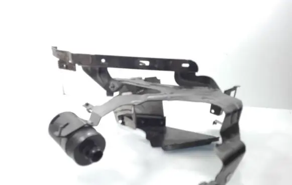 Audi Q7 4L Webasto auxiliary heater mount bracket 7L0819750E