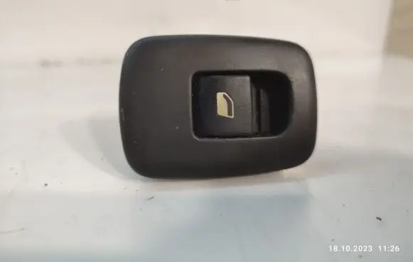 Citroen C5 Electric window control switch