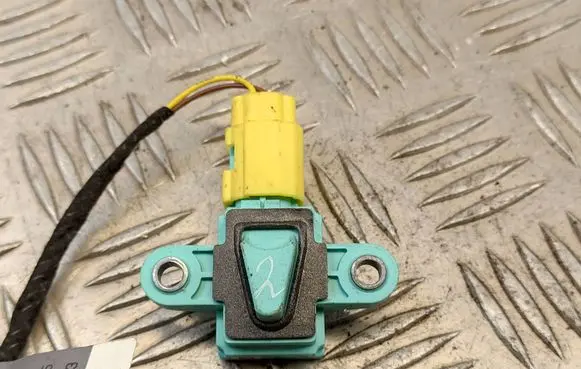 Audi A4 S4 B8 8K Airbag deployment crash/impact sensor 8K0955557C 8K0955557 5WK4380903