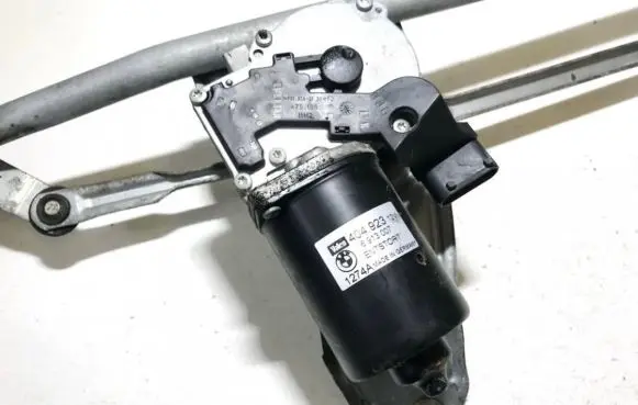 BMW X5 E53 Wiper motor 404923 6913007