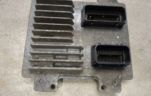 Opel Corsa D Engine control unit/module 55583737 12636386