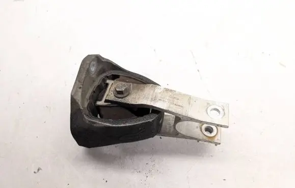 Engine mount bracket
