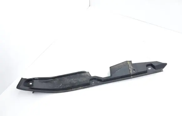 BMW 1 F40 Other engine bay part 7450920 18331210