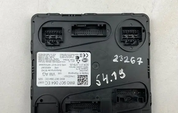 Audi A4 S4 B9 8W Comfort/convenience module 8W0907064EC 8W0907064DC AB025387