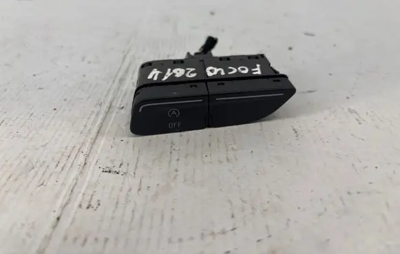 Ford Focus Other switches/knobs/shifts 14B436FB 24042014 AM5T14B436FB