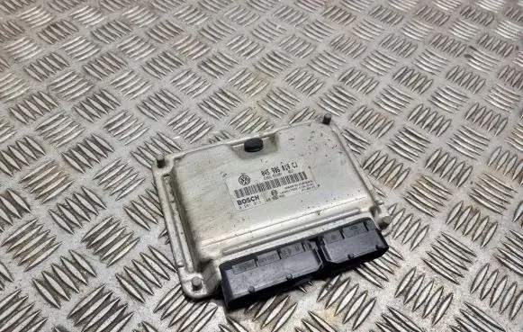 Skoda Roomster (5J) Engine control unit/module 045906019CJ 1039S17683 0281013180