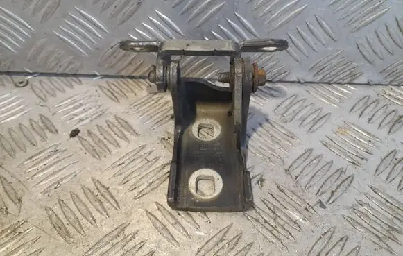 Opel Insignia A Rear door lower hinge A046574