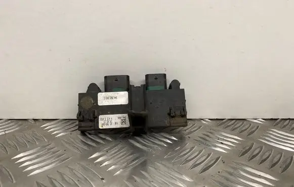 Audi A6 S6 C7 4G Tailgate/trunk control unit/module 3AA962243 3AA962243C