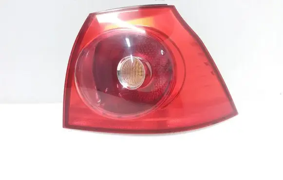 Volkswagen Golf V Rear/tail lights