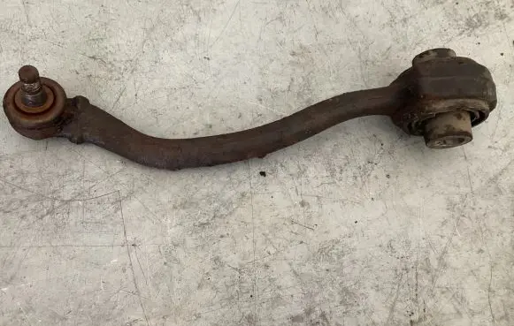 Mercedes-Benz C W203 Front control arm 0911