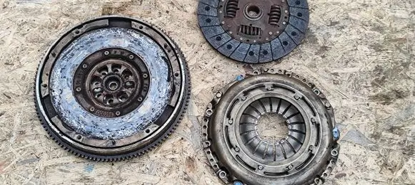 Subaru Forester SH Clutch set kit 30100AA970 000399