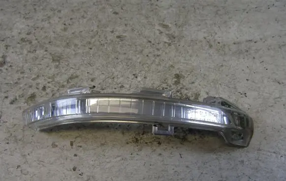 Volkswagen PASSAT B8 Mirror indicator light 3G0949102A