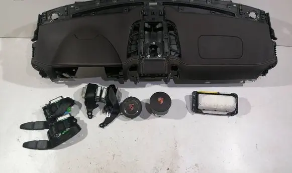 Porsche Cayenne (92A) Dashboard 7P5857003 7P5888138684 7P5880201F
