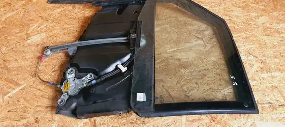 Audi A8 S8 D2 4D Rear door window/glass frame 4D0839398D 4D0959802F