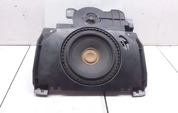 Volvo V50 Panel speaker 8666742 535022201