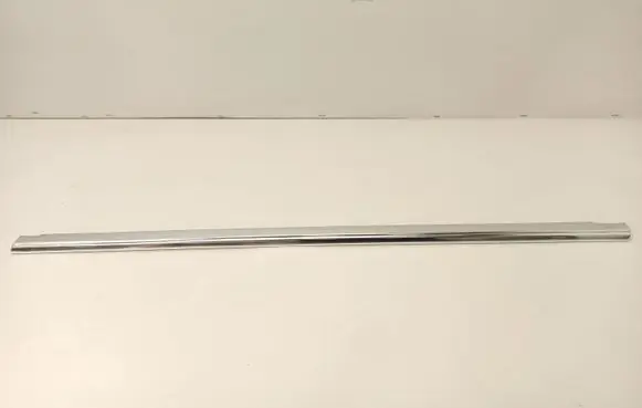 Mercedes-Benz 250 280 C CE W114 Rear door glass trim molding