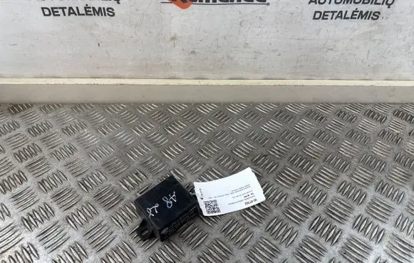 Audi A8 S8 D2 4D Wing mirror control module 5DS00561701