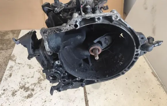 Citroen Dispatch III Manual 6 speed gearbox 9805625610