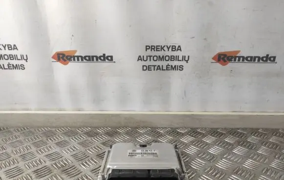 Volkswagen Polo Engine control unit/module 038906019LB 0281011206