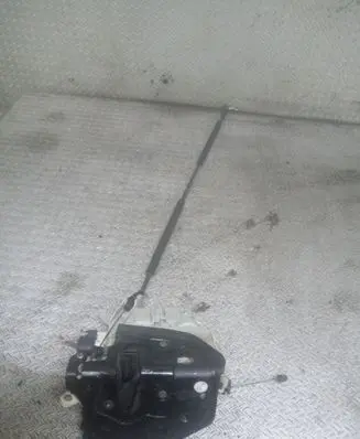 Seat Altea Front door lock