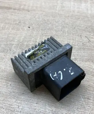 Renault Laguna II Glow plug pre-heat relay 7700115078