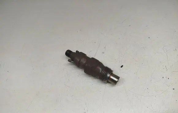 Nissan Terrano Fuel injector kca17s42