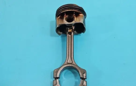Dacia Sandero III Piston H4DE470 IMPRK1515580