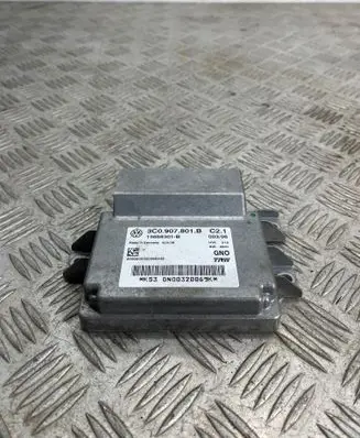 Volkswagen PASSAT B6 Hand brake control module 3C0907801B 15658301B