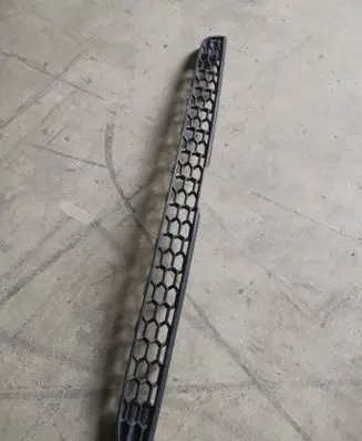 BMW X5 E70 Front bumper upper radiator grill 51118047336