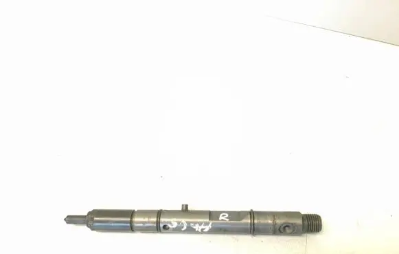 Audi A6 S6 C5 4B Fuel injector 059130201F