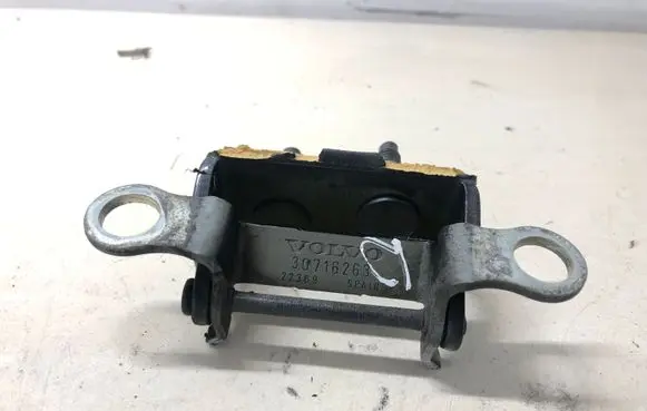 Volvo V50 Tailgate/trunk/boot hinge 30716263