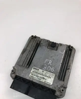 Dodge Caliber Engine control unit/module P05033299AF