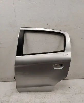 Mitsubishi Space Star Rear door