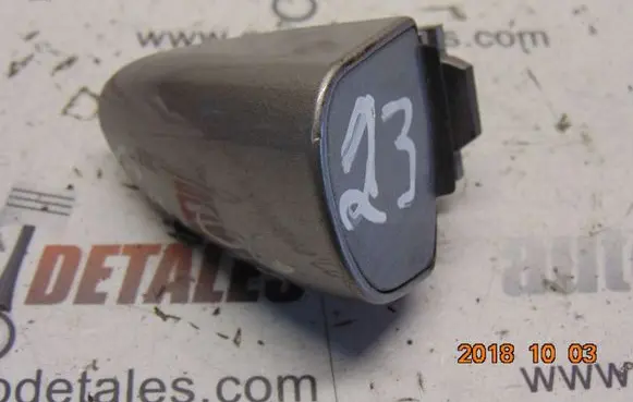 Mercedes-Benz E W211 Rear door handle cover 