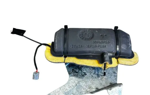 Volvo XC70 Tailgate hydraulic pump motor 31218393 30716759 DAI1110930