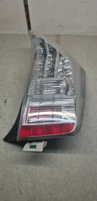 Toyota Prius (XW30) Rear/tail lights P8007 4738