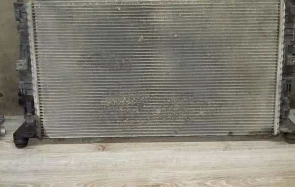 Volvo V50 Coolant radiator